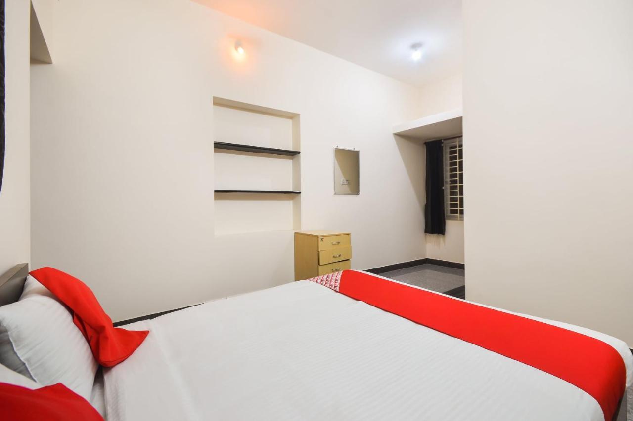 Oyo 70250 Royal Residency Hotel Nāmakkal Buitenkant foto