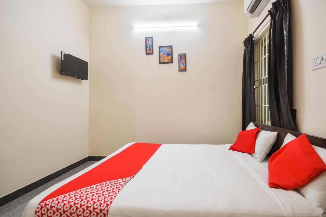 Oyo 70250 Royal Residency Hotel Nāmakkal Buitenkant foto